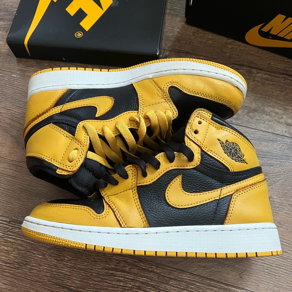 Air Jordan 1 High “Pollen”